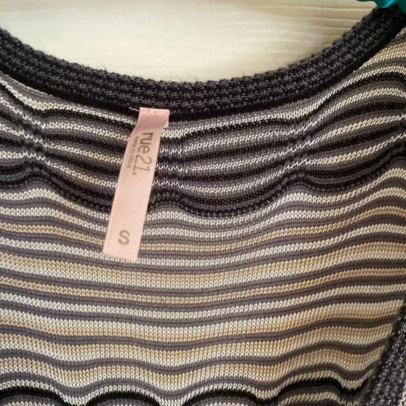 Rue 21 dress size small - Picture 6 of 6